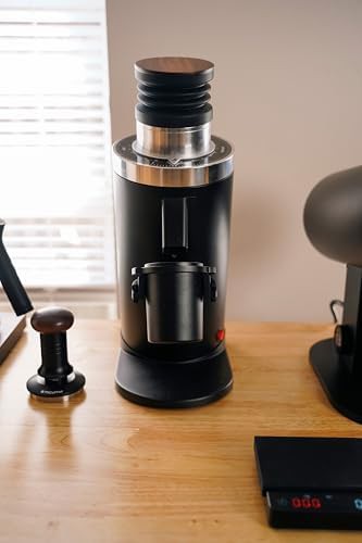 Flat burr single dosing coffee grinder — photo 5